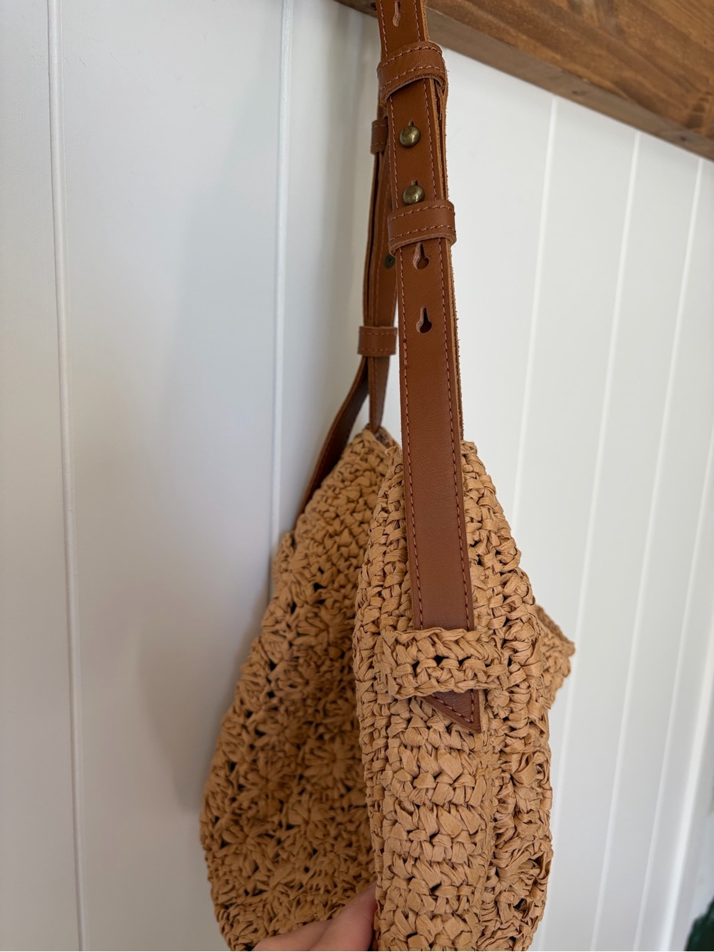 The Sak Tess Shoulder Bag Hand Crochet Natural Primrose Straw - Picture 5 of 7